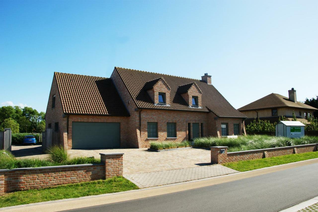 B&B The Beachhouse Oostduinkerke Bagian luar foto